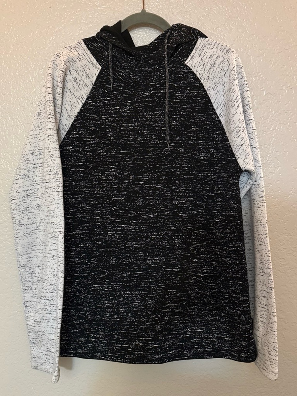 Brooklyn Cloth Men's Black & White Raglan Hooded Sweater